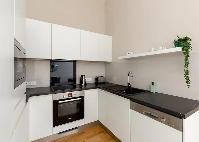 Lovely 2-bedroom At The Vaci Street *