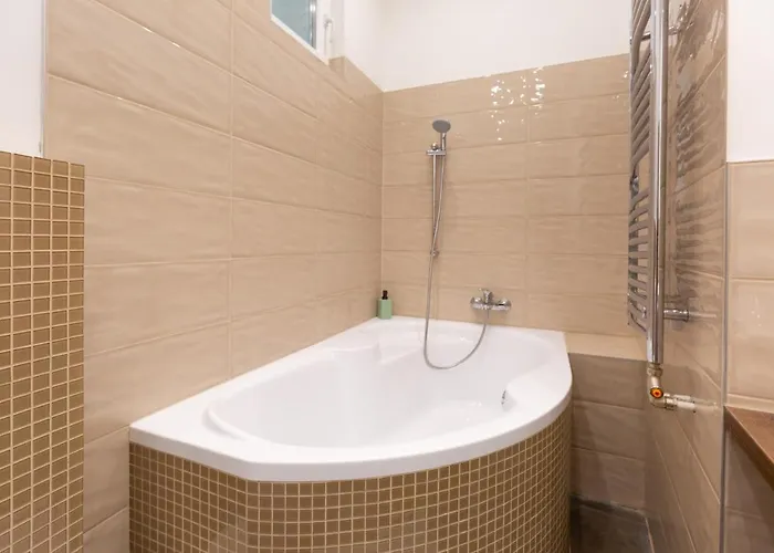 Lovely 2-bedroom At The Vaci Street *