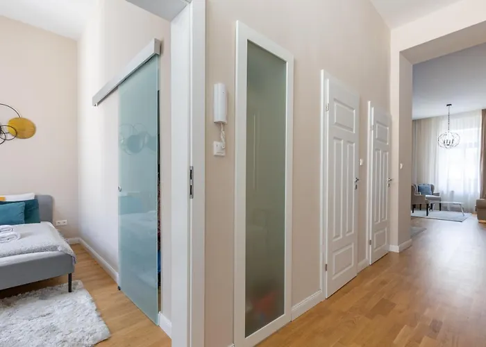 Lovely 2-bedroom At The Vaci Street