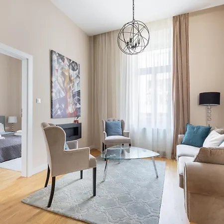 Lovely 2-bedroom At The Vaci Street Appartement